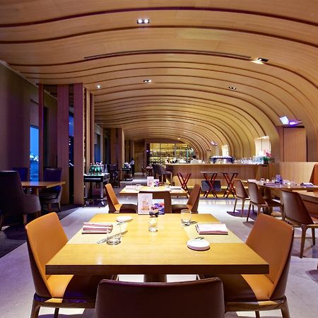 Millennium Hotel Taichung Buitenkant foto The interior of the restaurant