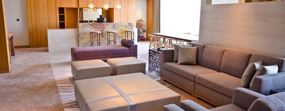 Millennium Hotel Taichung Buitenkant foto The Living Room