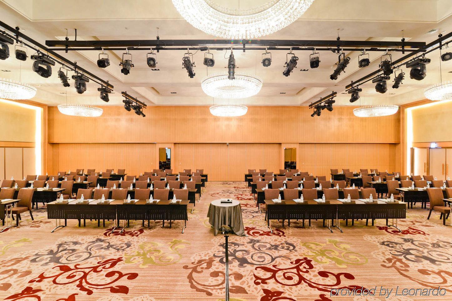 Millennium Hotel Taichung Buitenkant foto The ballroom